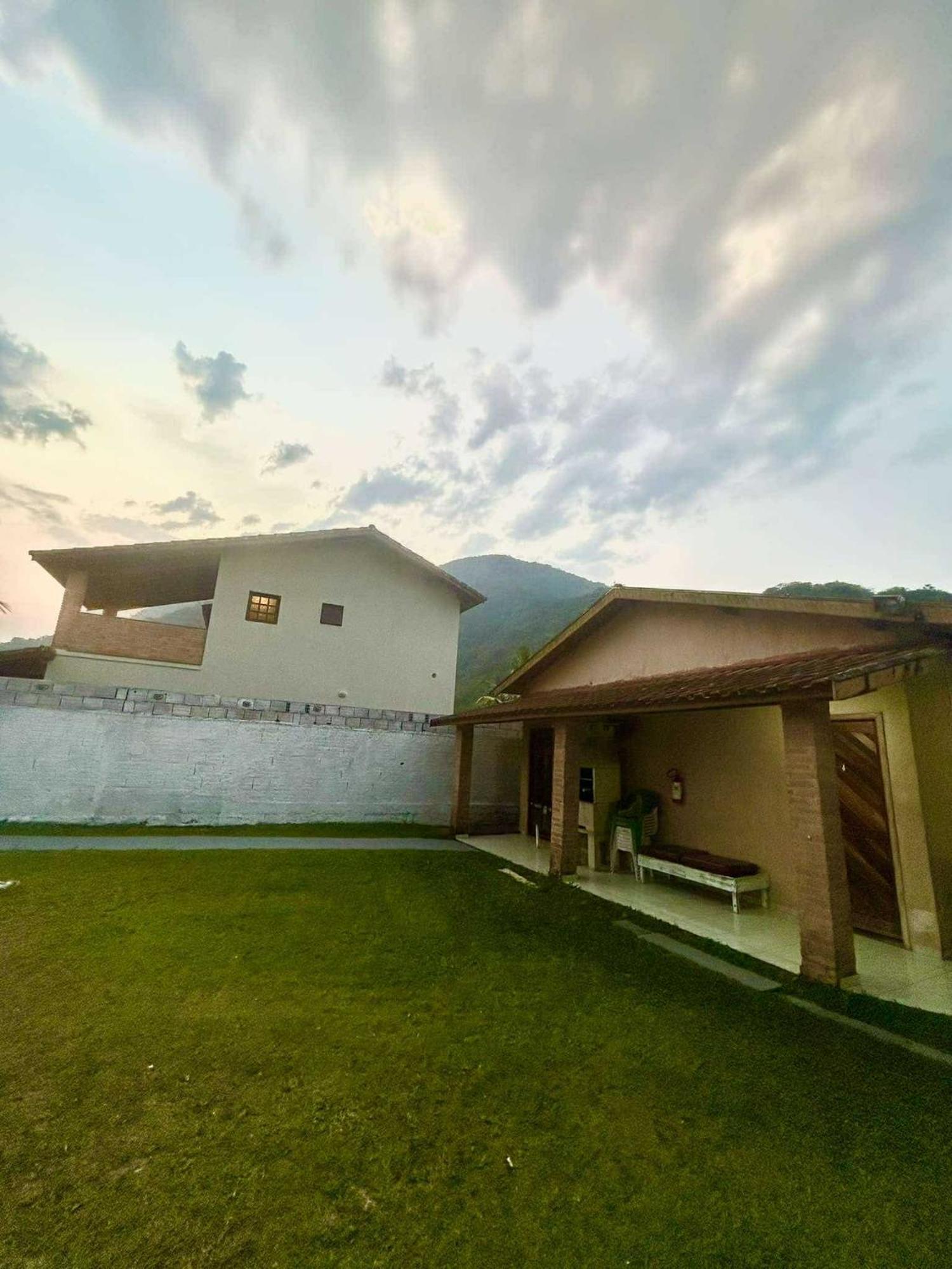 Vila Sobrado E Casa Em Ubatuba Exteriér fotografie