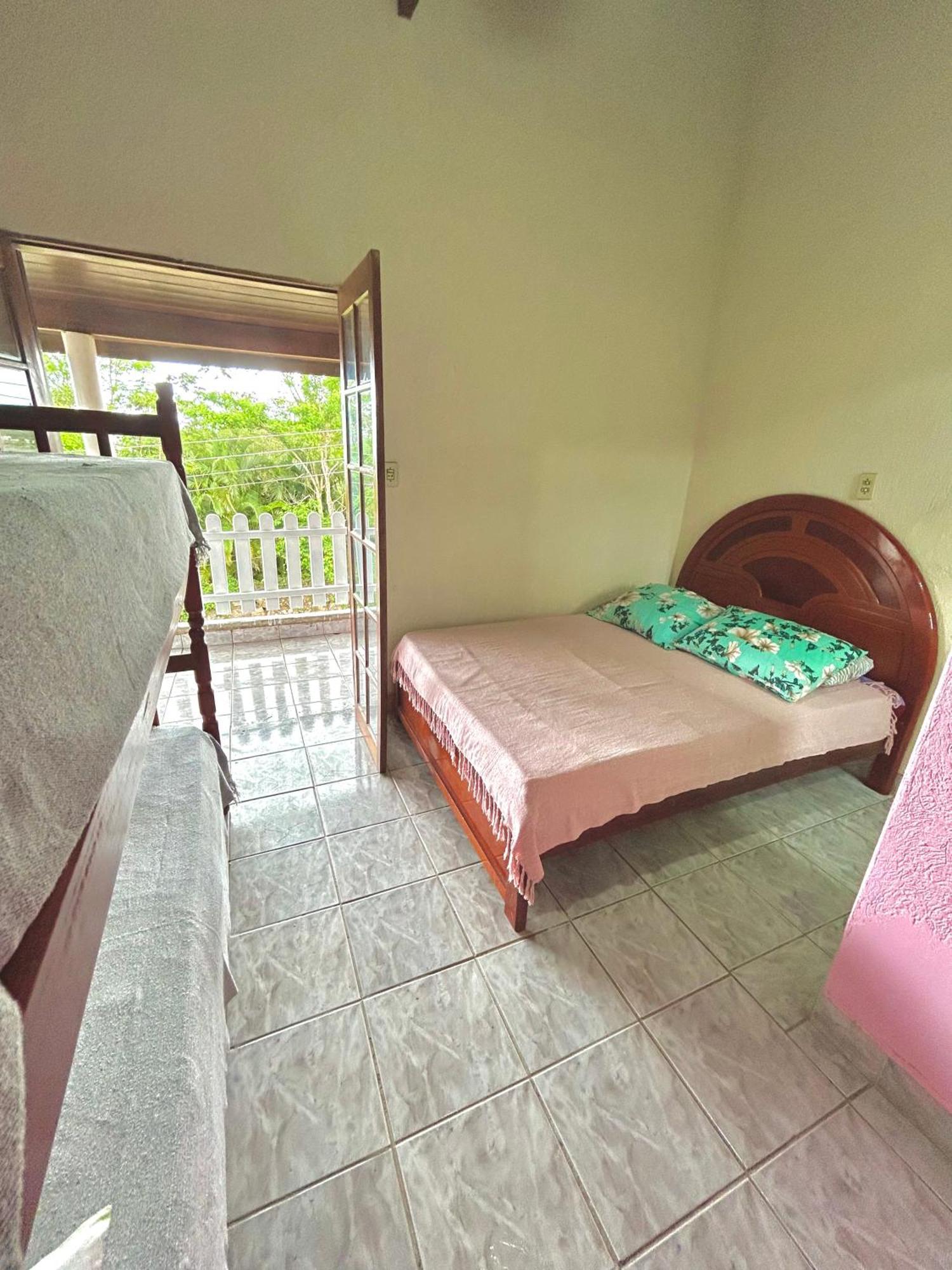Vila Sobrado E Casa Em Ubatuba Exteriér fotografie